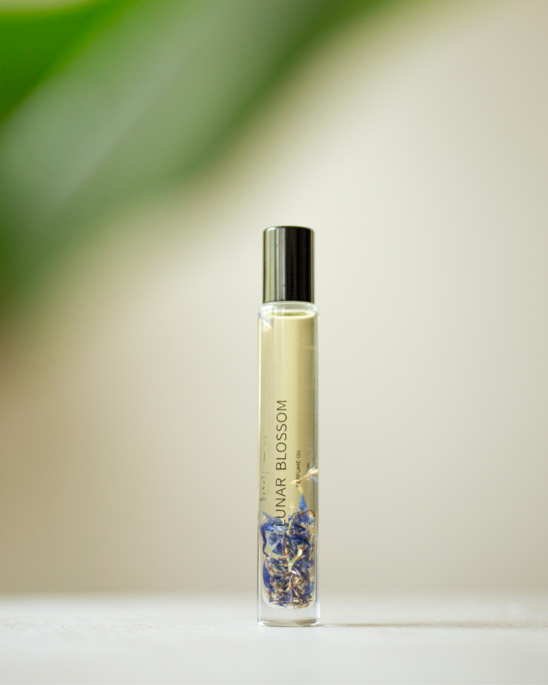 LUNAR BLOSSOM (Perfume Oil)
