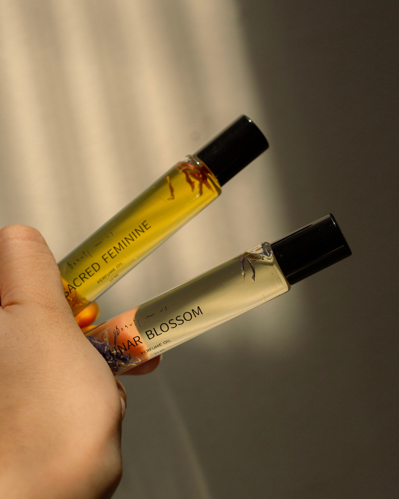 SACRED FEMININE (Perfume Oil)