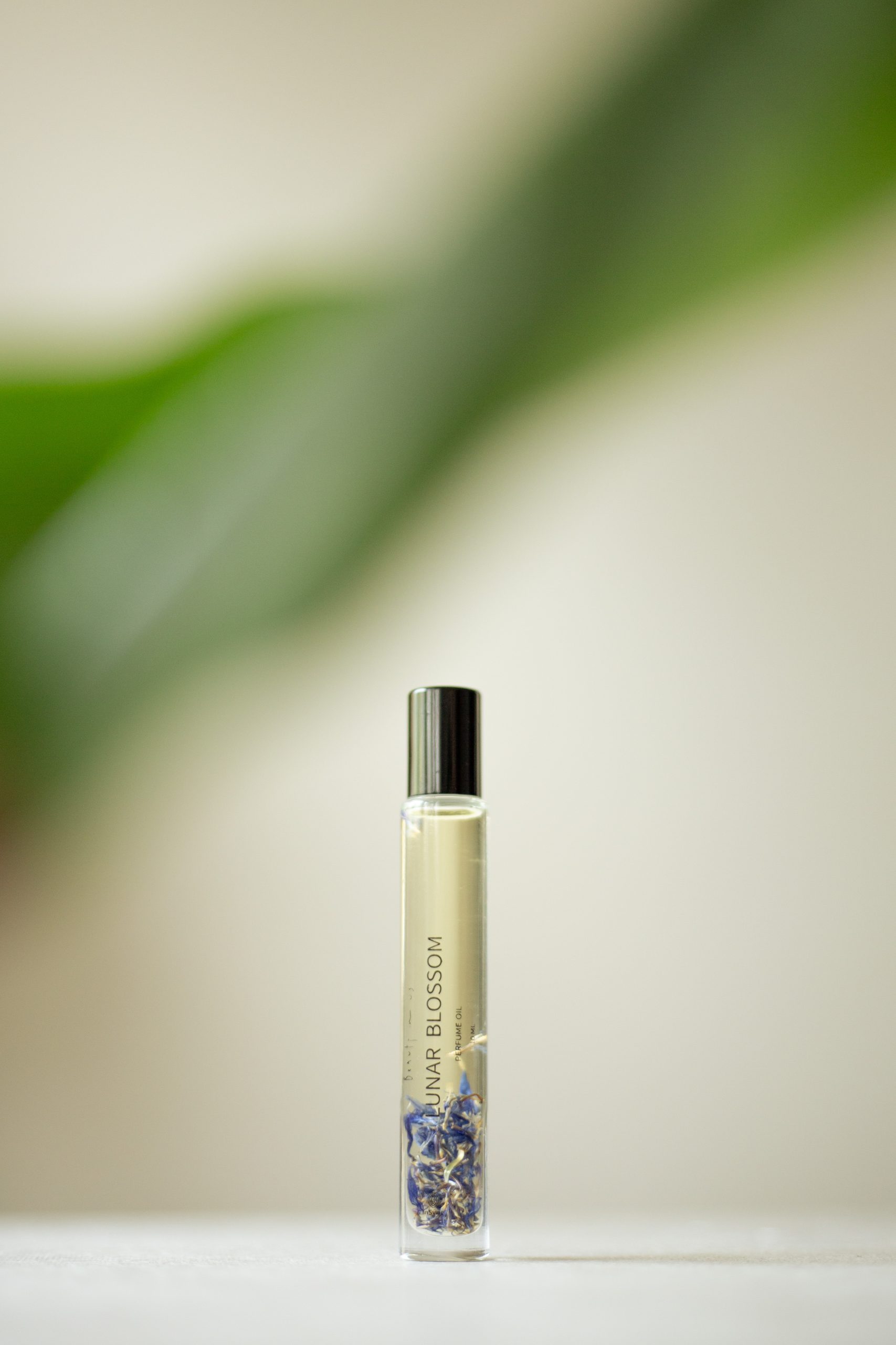 LUNAR BLOSSOM (Perfume Oil)